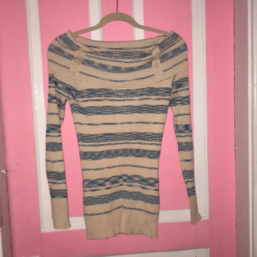 ~Final⭐~Cozy knit sweater with button detailing